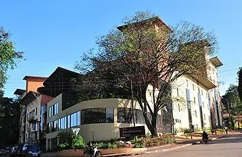 Mackinnon Suites Kampala Hotel